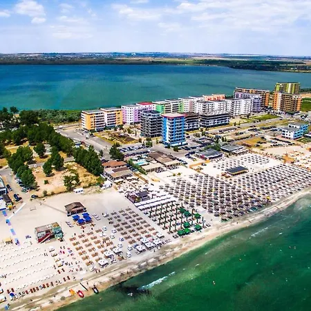 Ośrodek wypoczynkowy Club De Vacanta Corabia Piratilor-mamaia Nord 3*