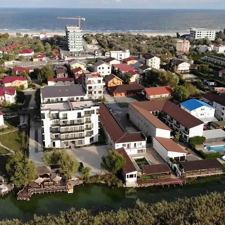 Club De Vacanta Corabia Piratilor-mamaia Nord 3*